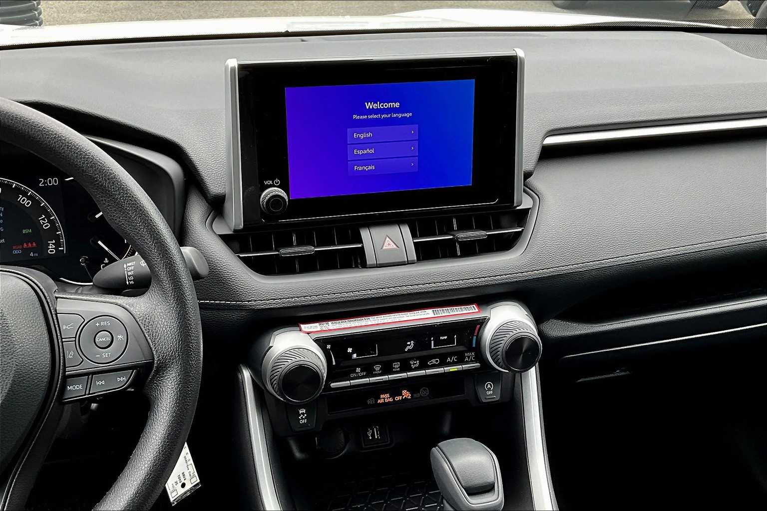 2025 Toyota RAV4 LE photo 3