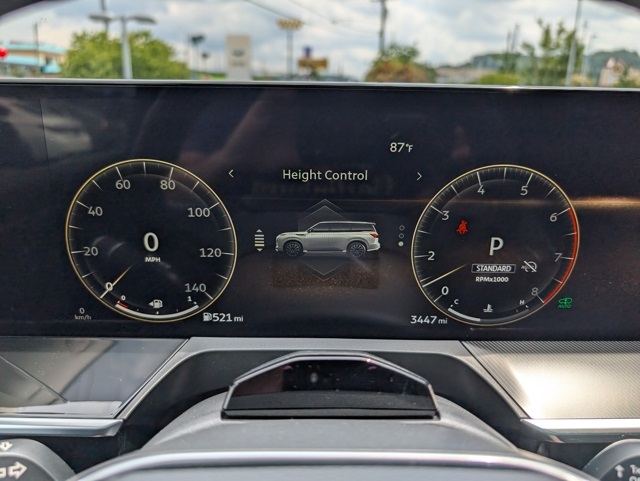 2025 Infiniti QX80 Luxe photo 11