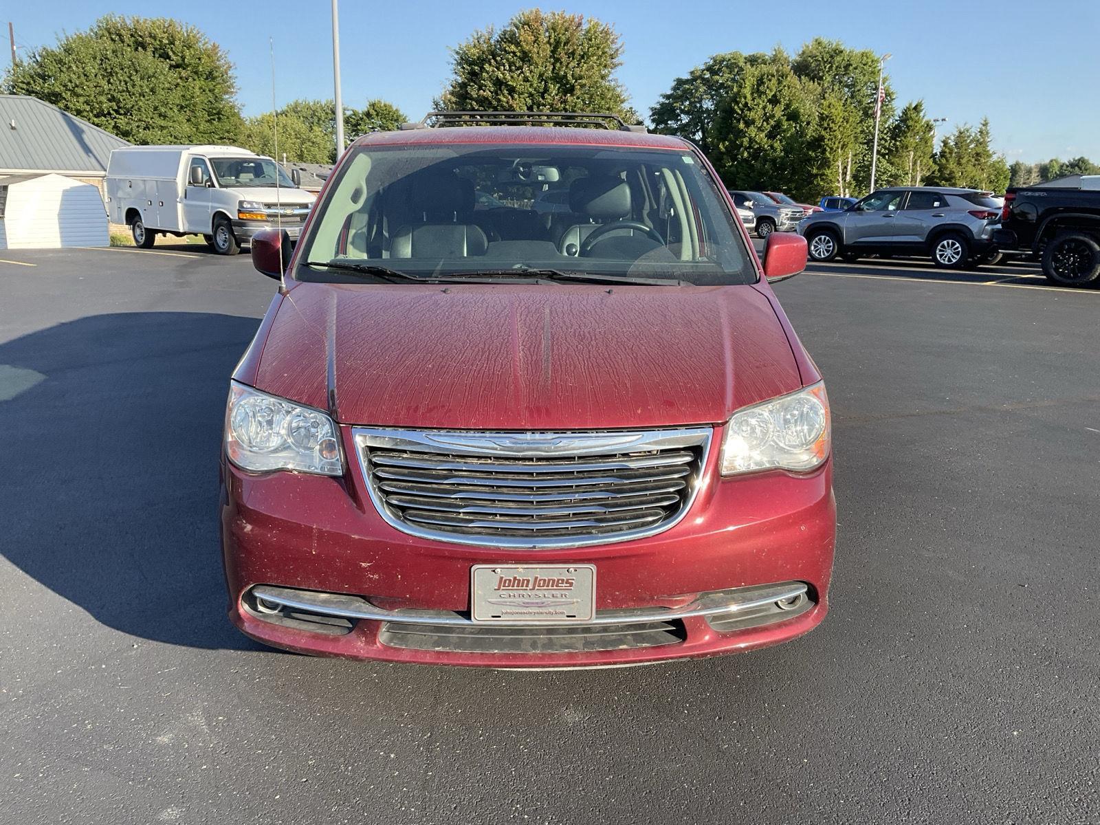 Used 2015 Chrysler Town & Country Touring with VIN 2C4RC1BG1FR707296 for sale in Corydon, IN