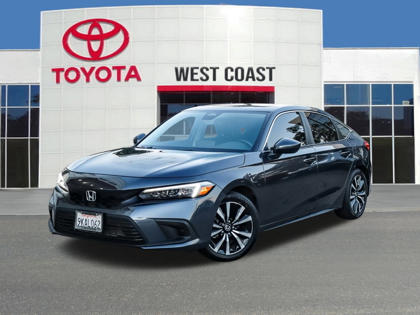 2024 Honda Civic Hatchback EX-L's photo