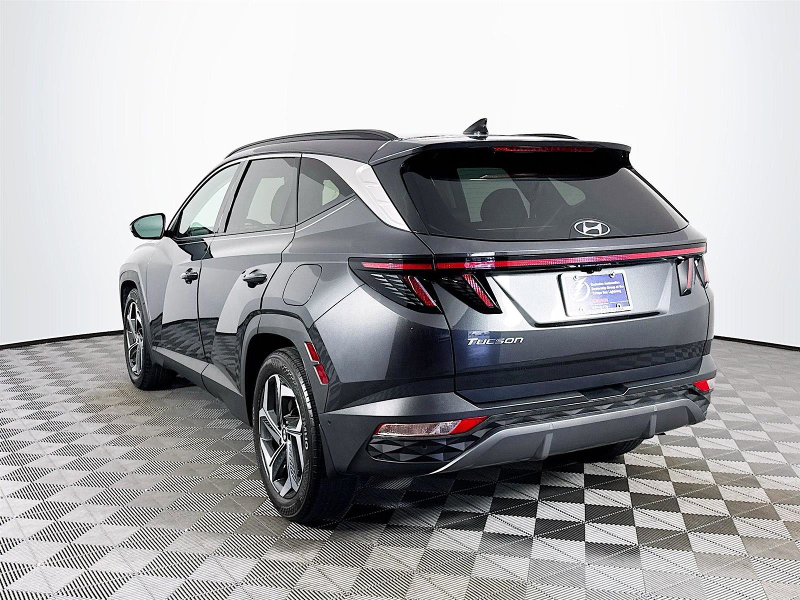 2022 Hyundai Tucson Limited photo 2