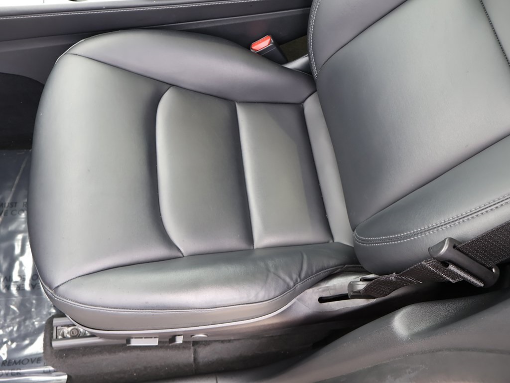 2022 Tesla Model Y Performance photo 28