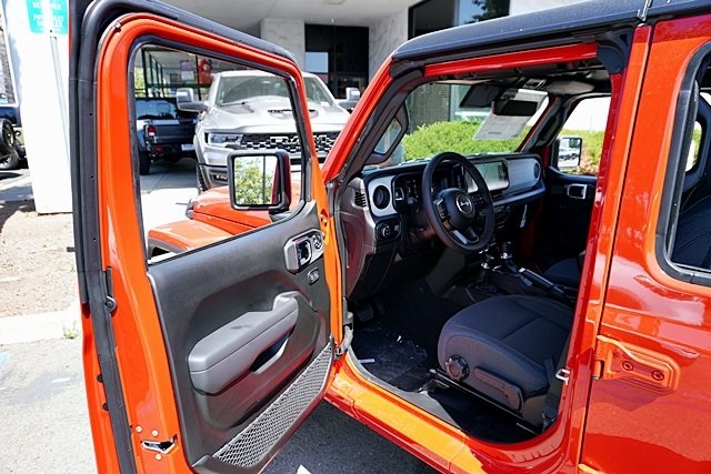 New 2025 Firecracker Red Clear-Coat Exterior Paint Jeep Sport S image 44