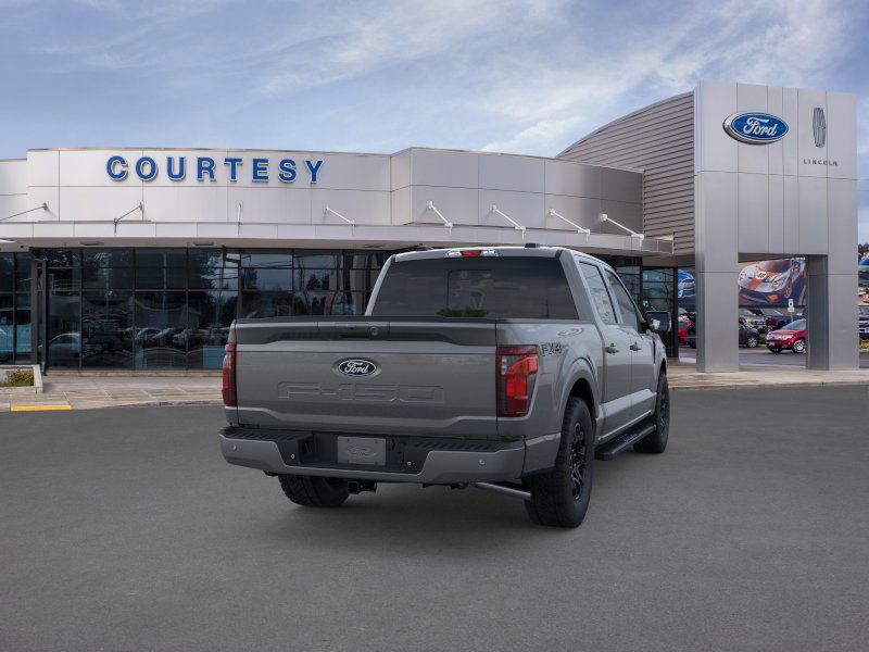 2025 Ford F-150 XLT photo 8