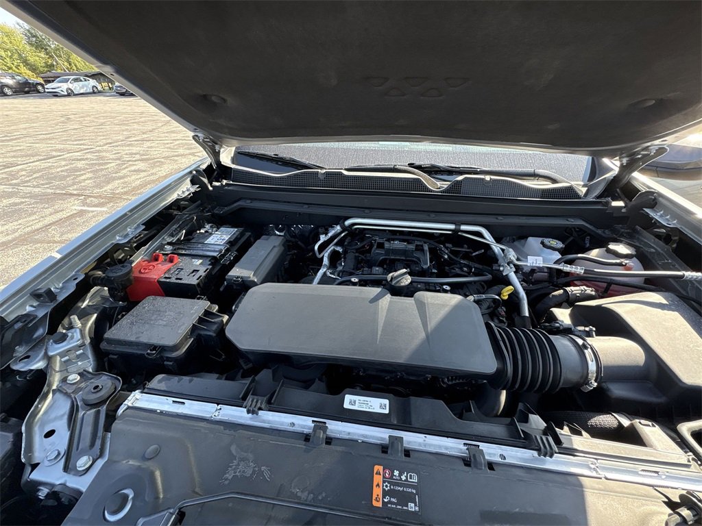 2026 Chevrolet Colorado LT photo 18
