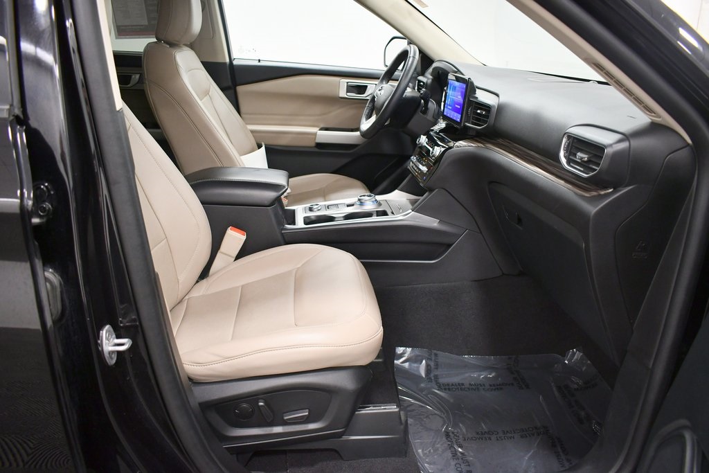 2023 Ford Explorer Limited photo 18