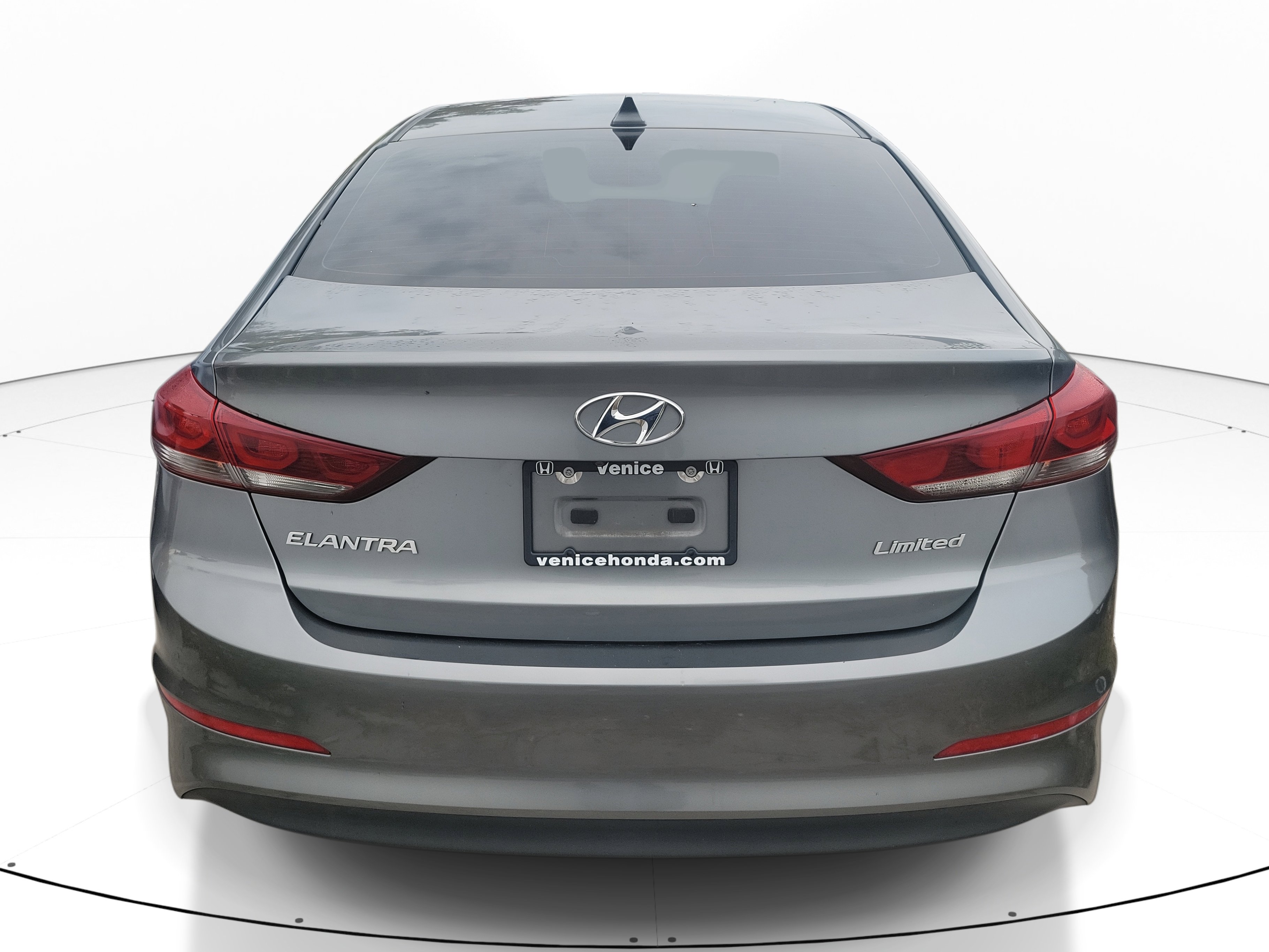2017 Hyundai Elantra Limited photo 3