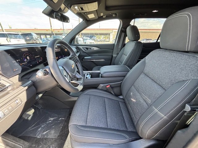 2026 Chevrolet Traverse photo 12