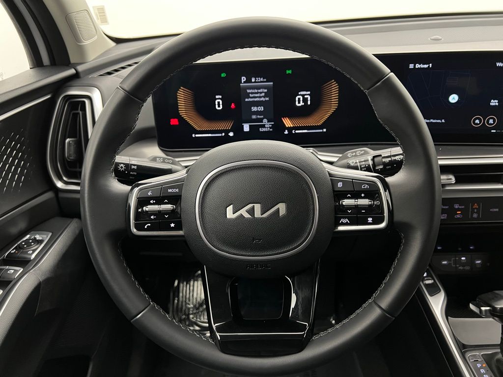 2024 Kia Sorento S photo 27