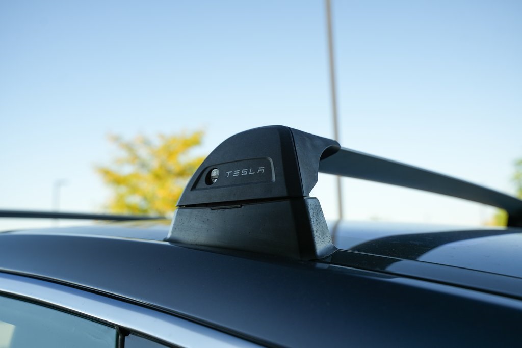 2016 Tesla Model S 70D photo 3