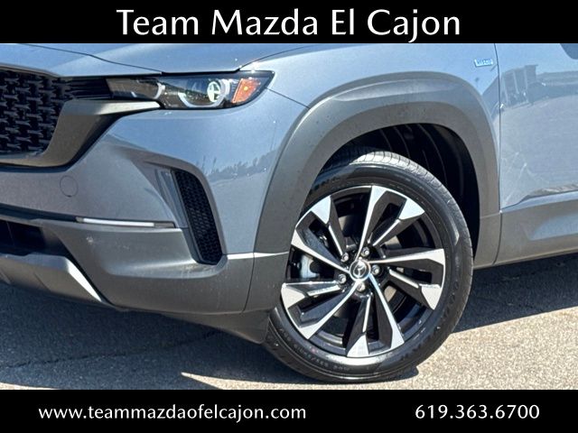 2025 Mazda CX-50 Premium Plus photo 3