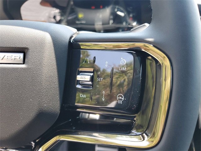 2024 Land Rover Range Rover Evoque Dynamic SE photo 25