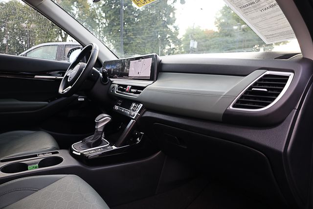 2024 Kia Seltos SX photo 37