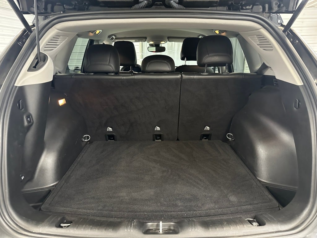 2022 Jeep Compass Latitude photo 3