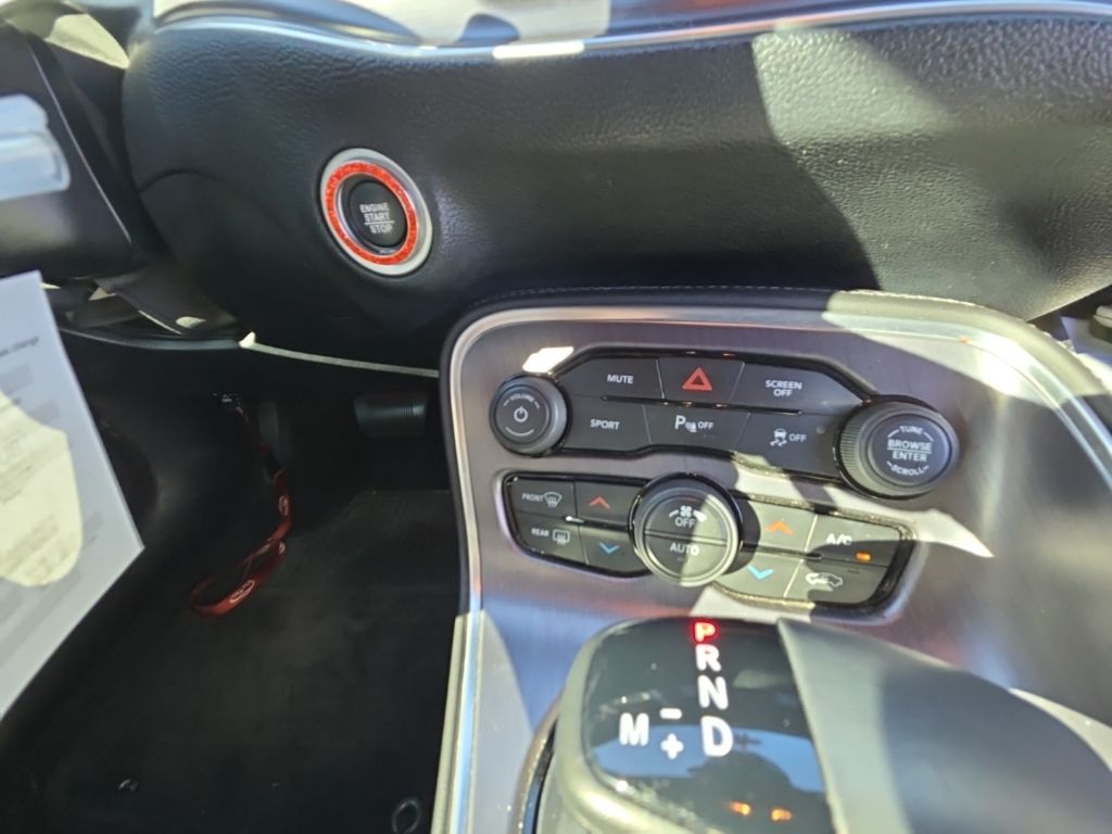 2018 Dodge Challenger R/T photo 20