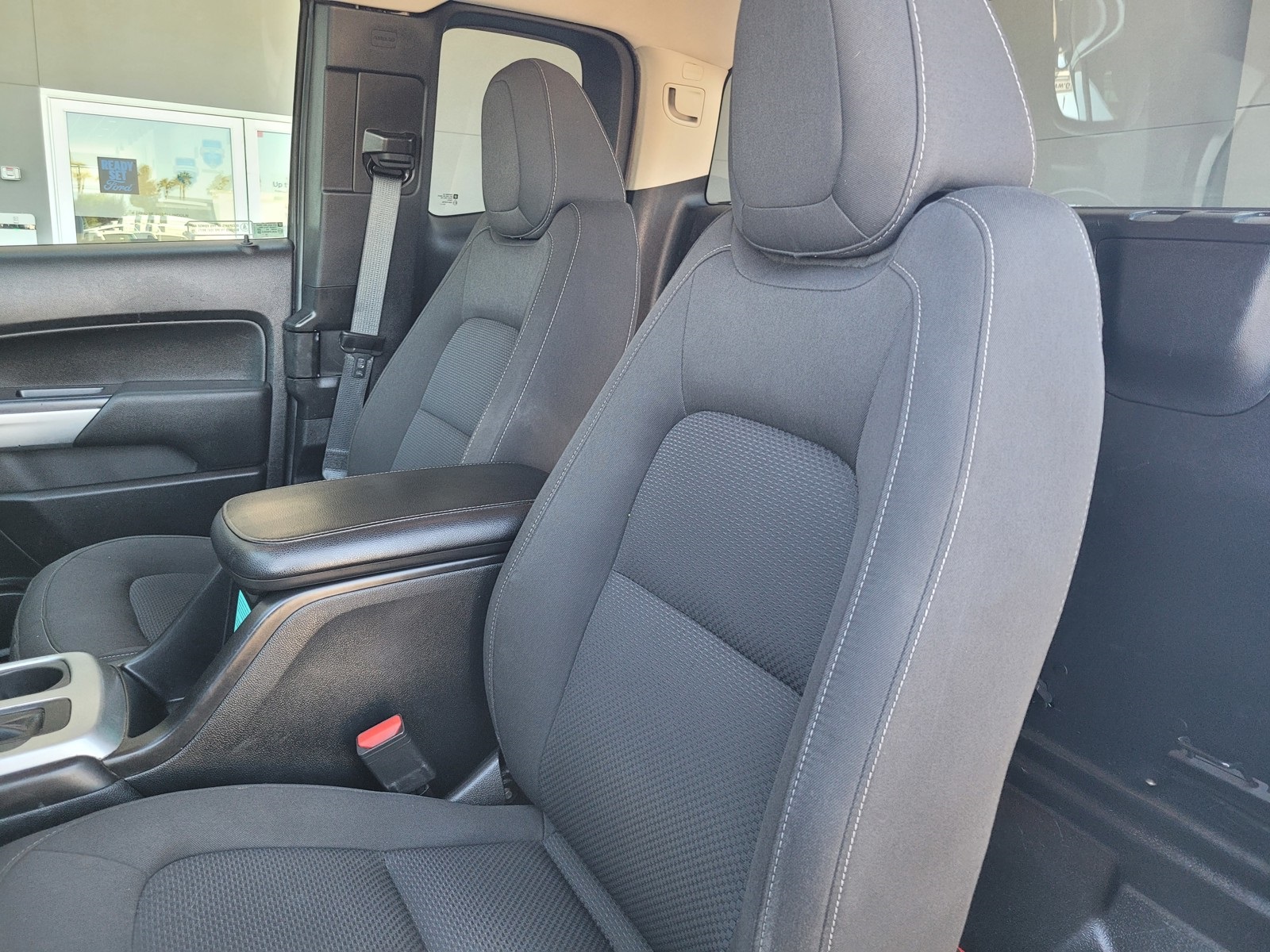 2020 Chevrolet Colorado LT photo 14