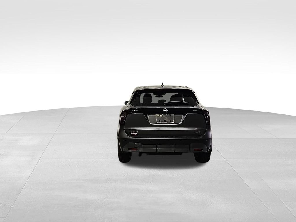 2025 Nissan Kicks SV photo 4