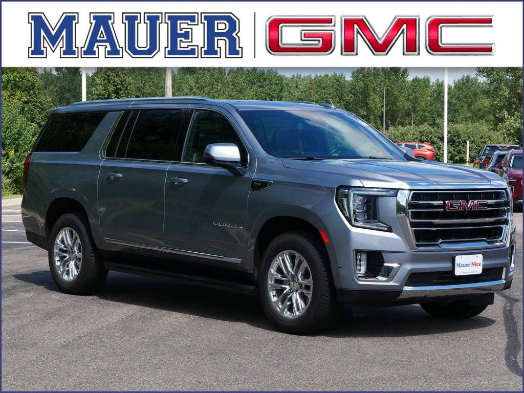 2024 GMC Yukon XL SLT's photo