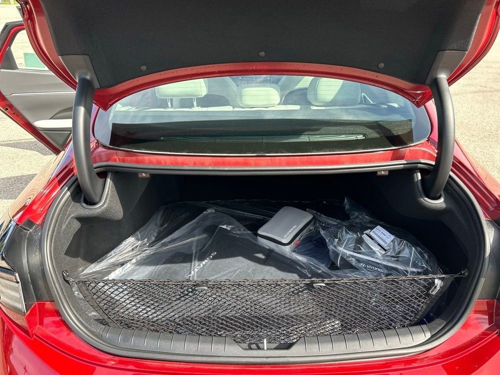 2024 Hyundai Sonata Hybrid SEL photo 18