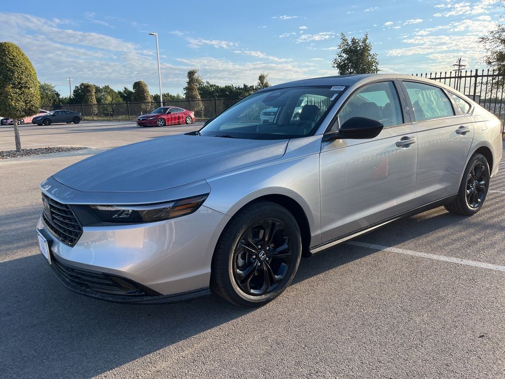 2025 Honda Accord SE's photo