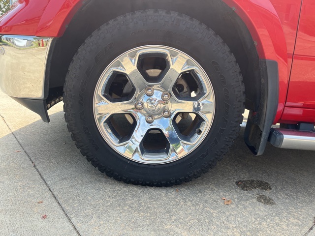 2017 Ram 1500 Laramie photo 34