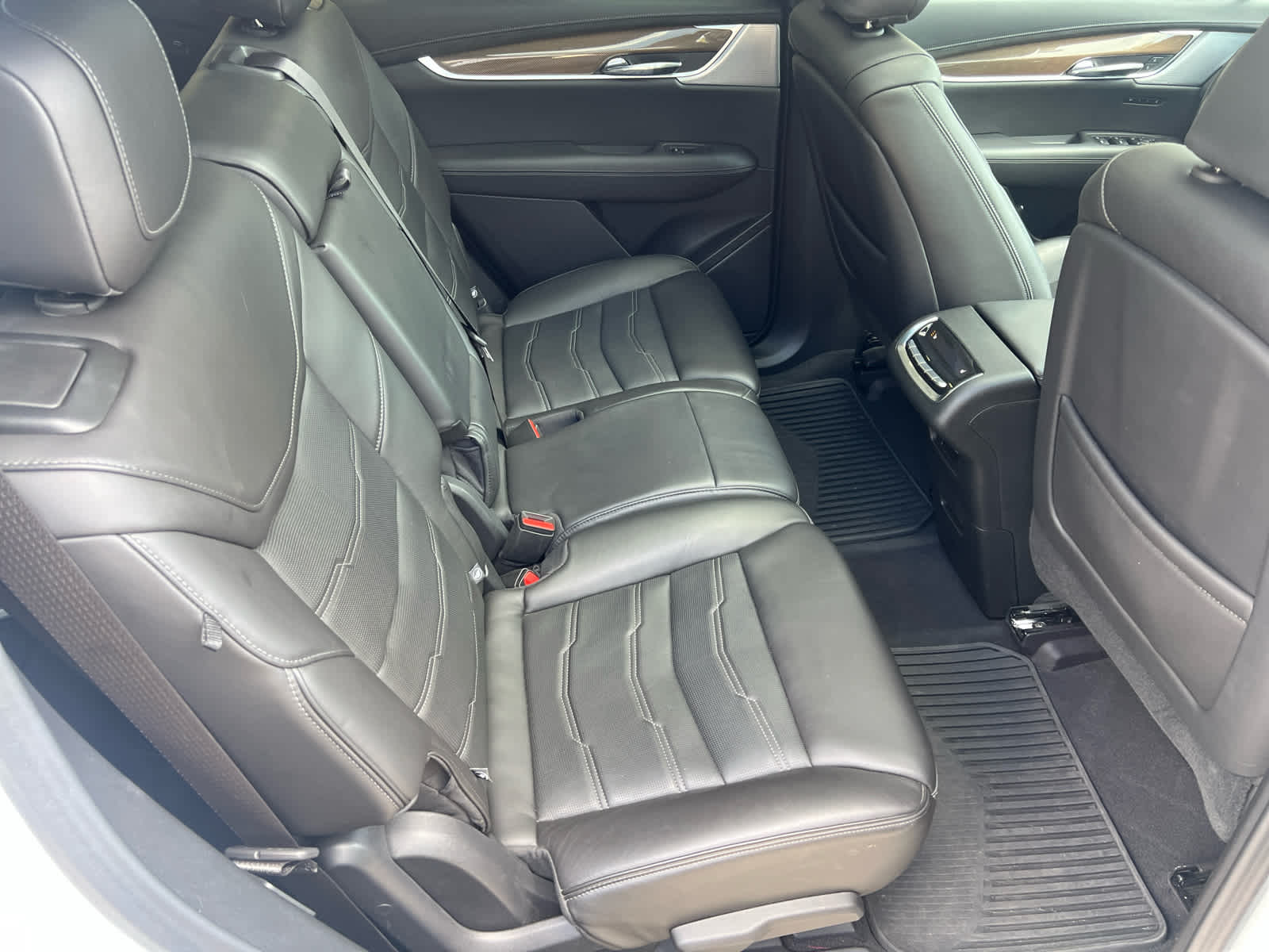 2024 Cadillac XT6 Sport photo 13