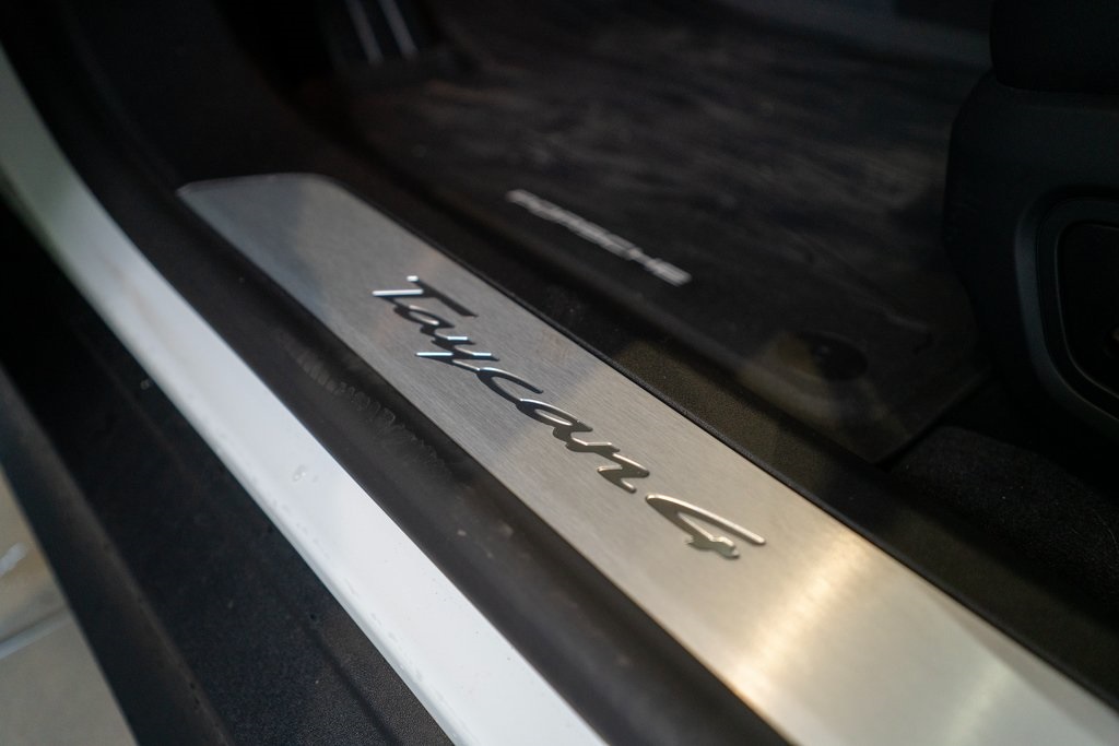 2025 Porsche Taycan S photo 21