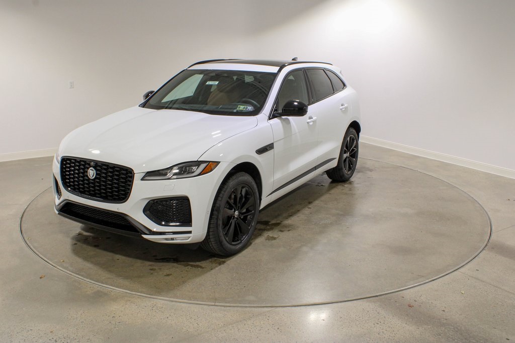 2026 Jaguar F-PACE R-Dynamic S's photo