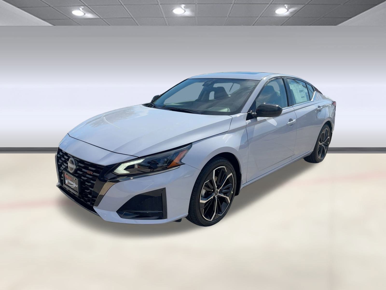 2025 Nissan Altima SR's photo