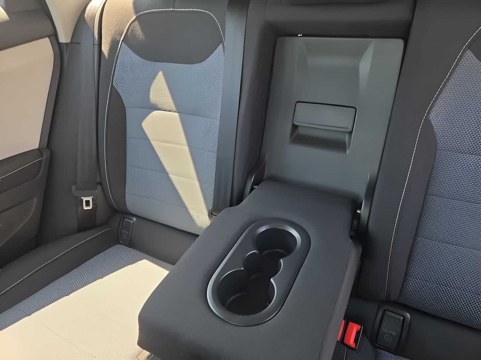 2025 Volkswagen Taos S photo 30