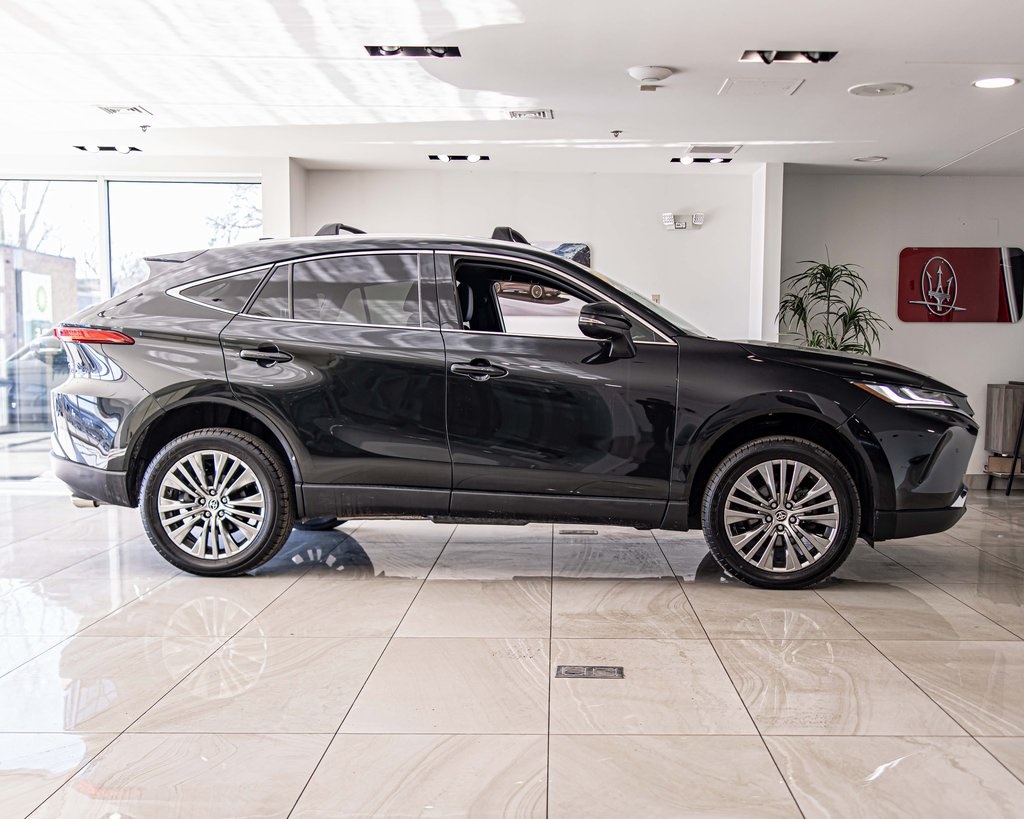 2022 TOYOTA VENZA - Image 9