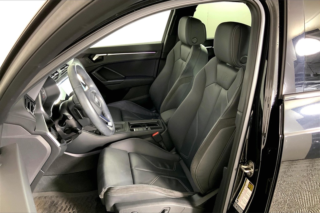 2021 Audi Q3 S line Premium Plus photo 24