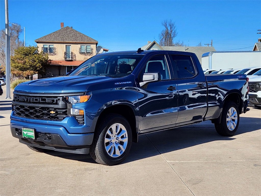 New 2024 Chevrolet Silverado 1500 Custom Crew Cab in Fort Lupton C0226
