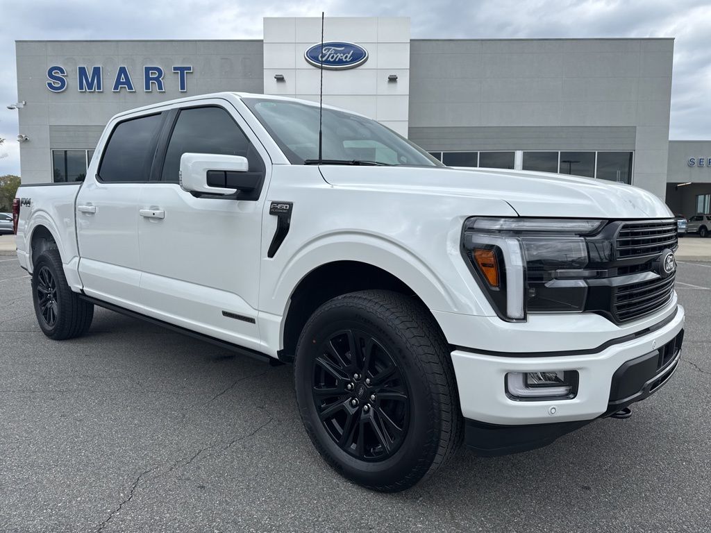 2025 Ford F-150 Platinum's photo