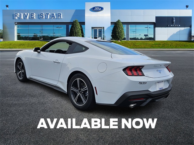 2025 Ford Mustang EcoBoost photo 5