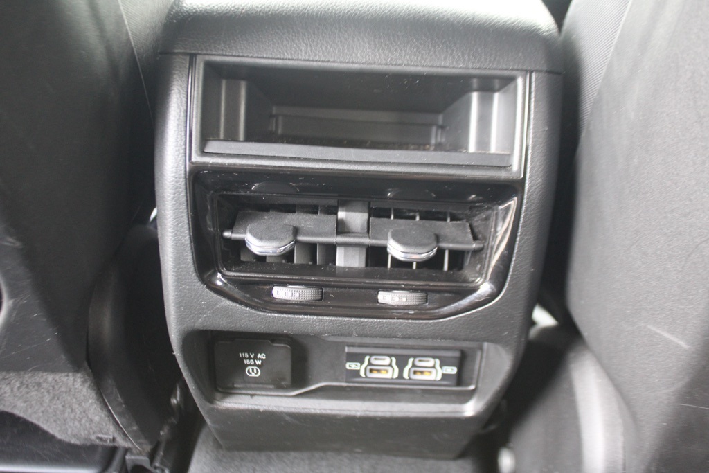 2023 Jeep Grand Cherokee Altitude photo 22