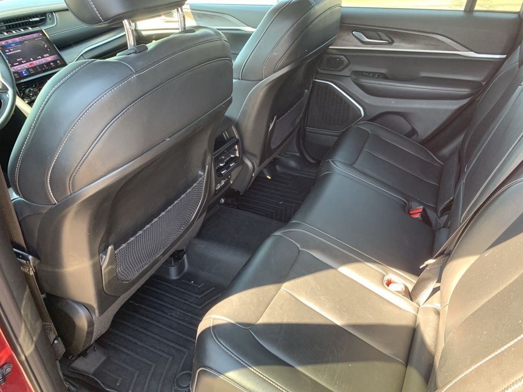 2022 Jeep Grand Cherokee Limited photo 14