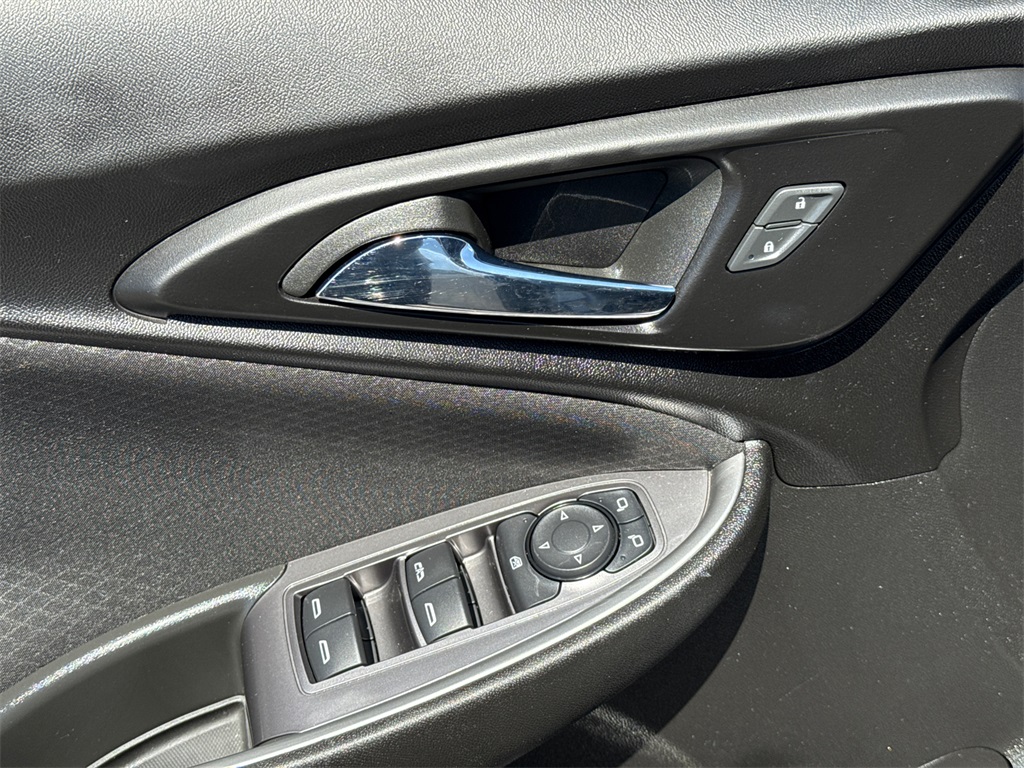 2023 Chevrolet Malibu 1LT photo 24