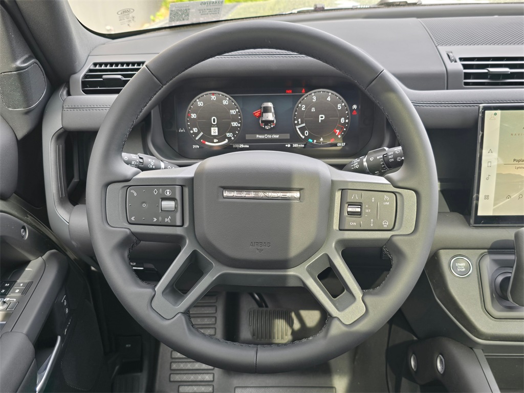 2025 Land Rover Defender 110 S photo 8