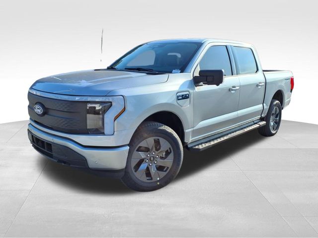 2025 Ford F-150 Lightning photo 2