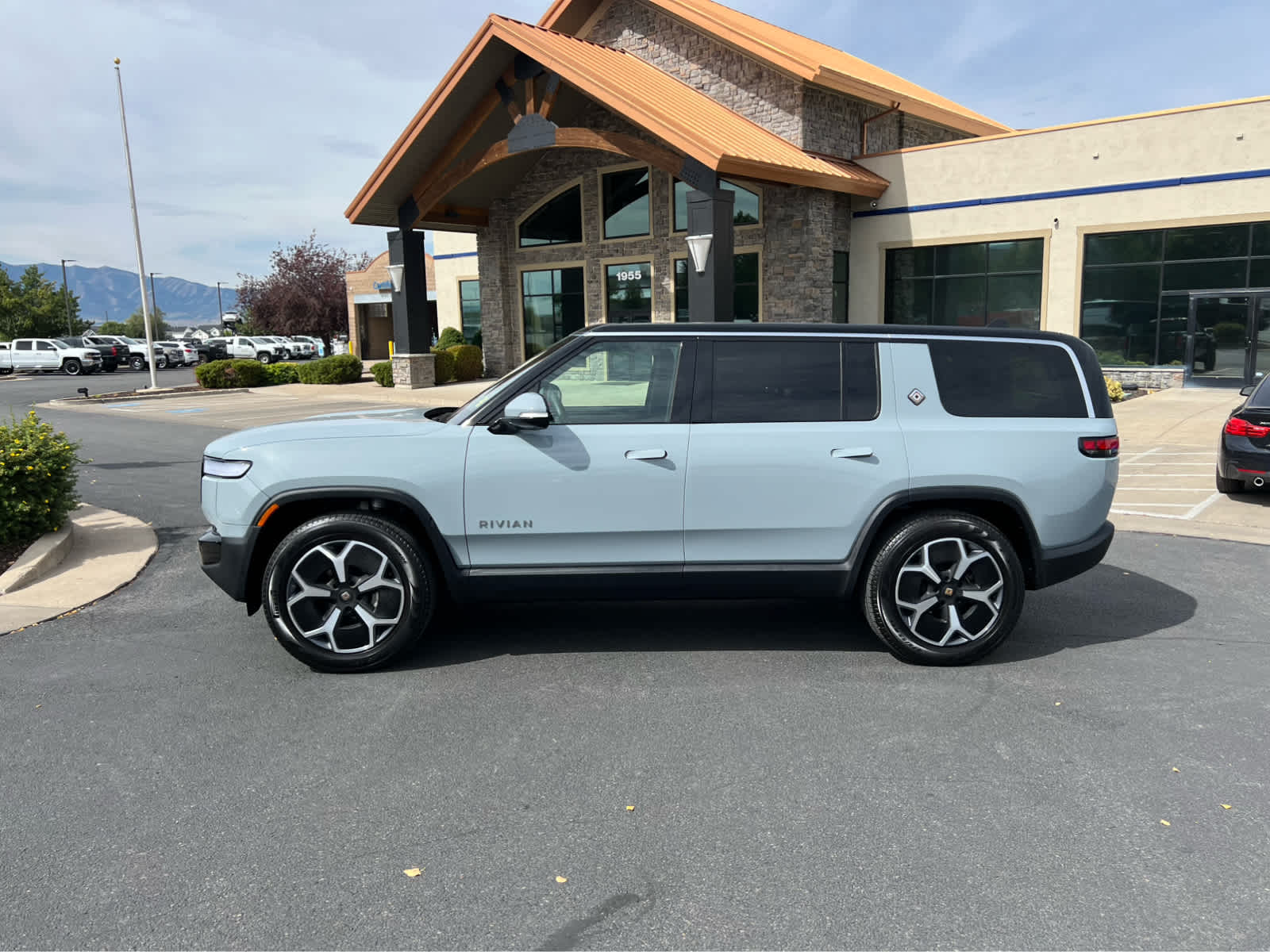 Used 2024 Rivian R1S Adventure with VIN 7PDSGBBA5RN032957 for sale in Logan, UT