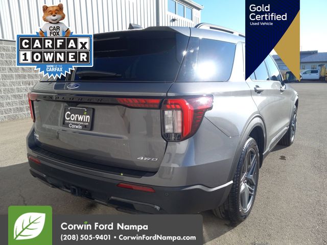 2025 Ford Explorer ST-Line photo 2