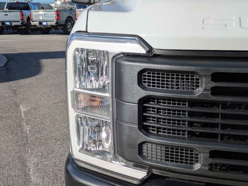 2026 Ford F-250 XL photo 10