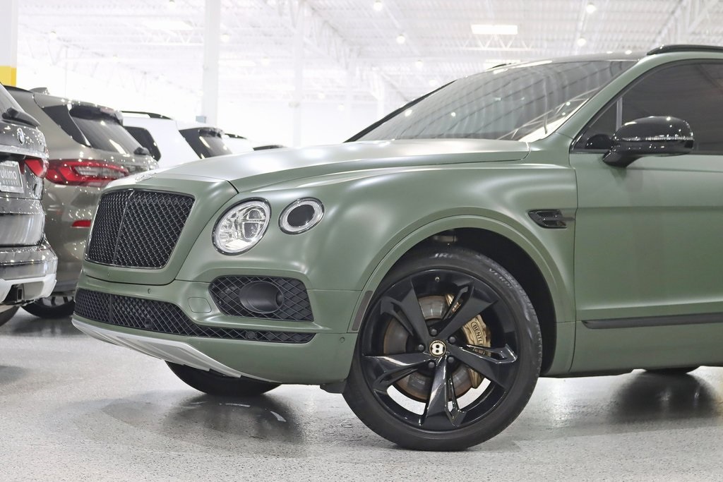 2019 Bentley Bentayga V8 photo 2