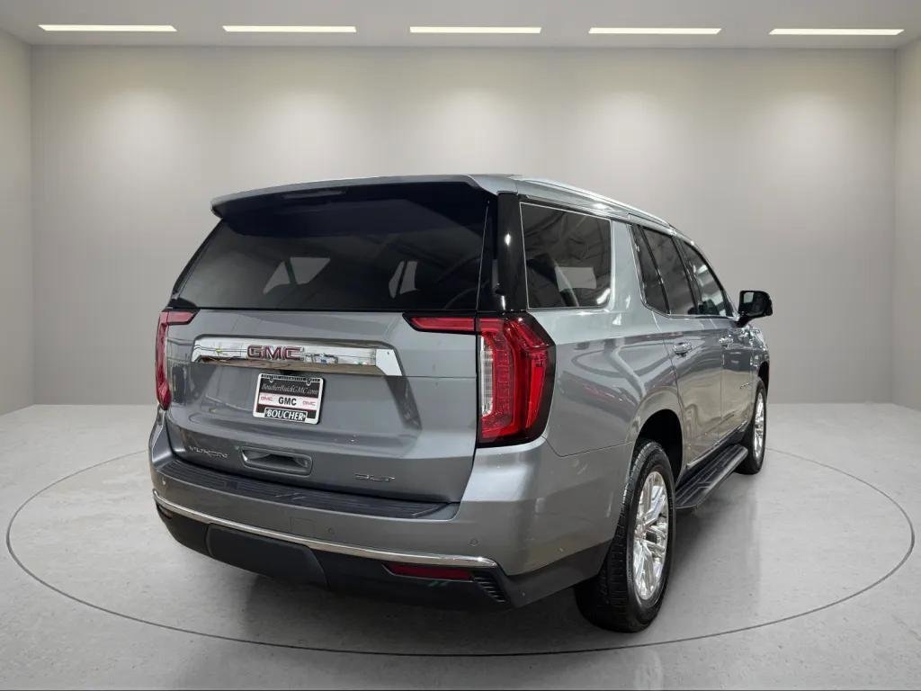 2023 Gmc Yukon SLT photo 3