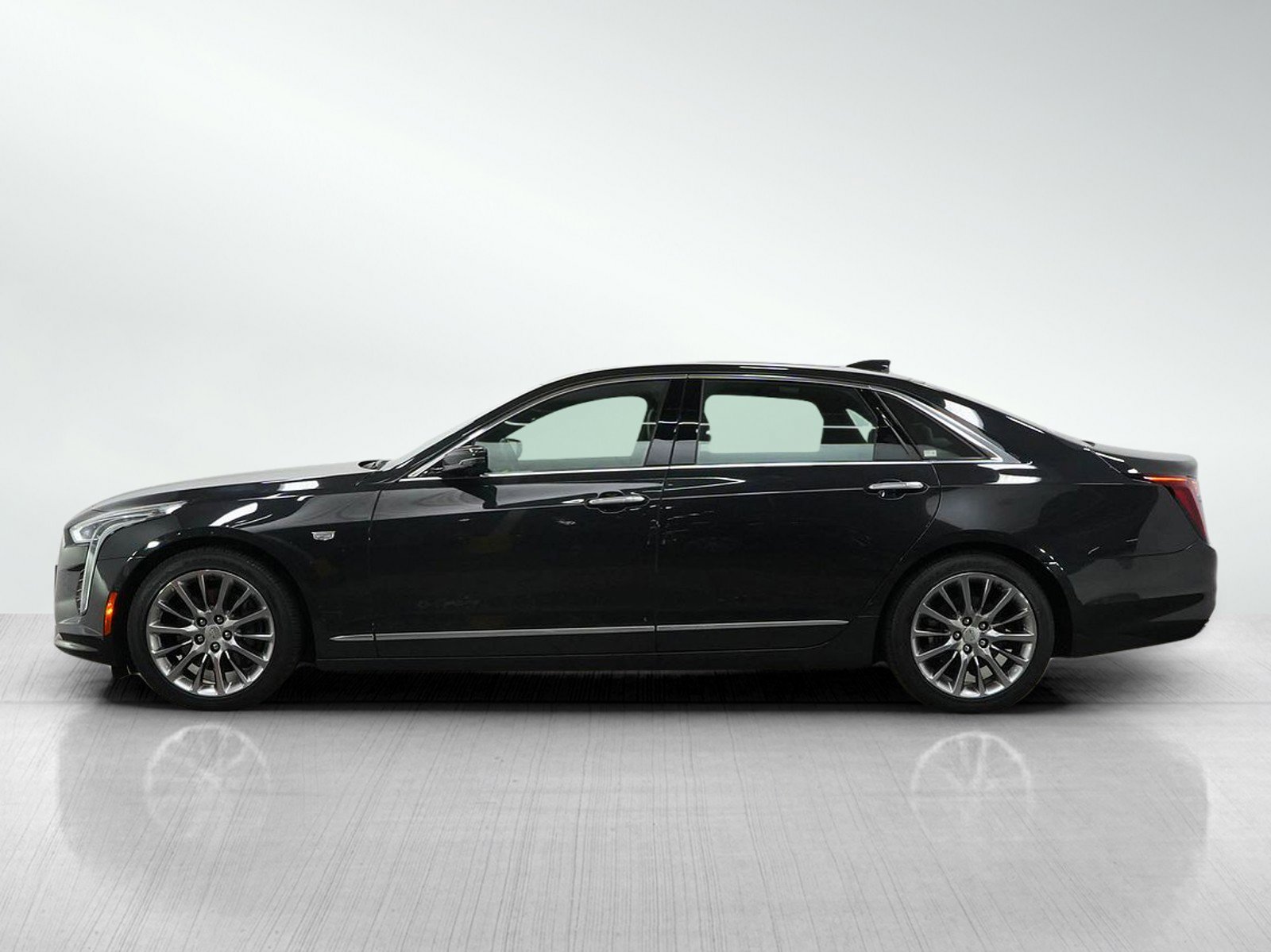 Used 2019 Cadillac CT6 Premium Luxury with VIN 1G6KD5RS6KU136551 for sale in Hopkins, Minnesota