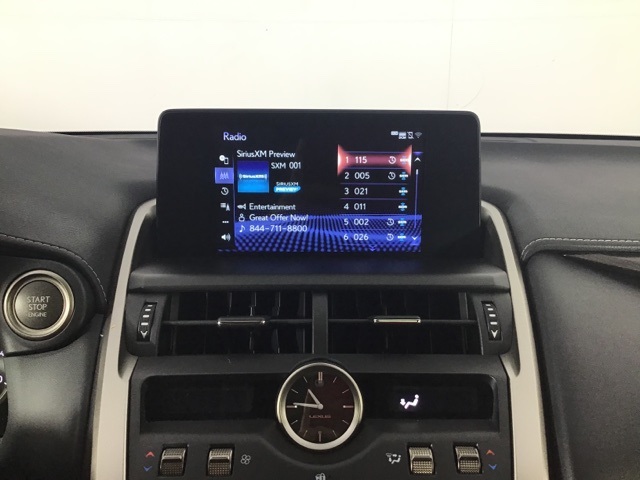 2021 Lexus NX 300 photo 17