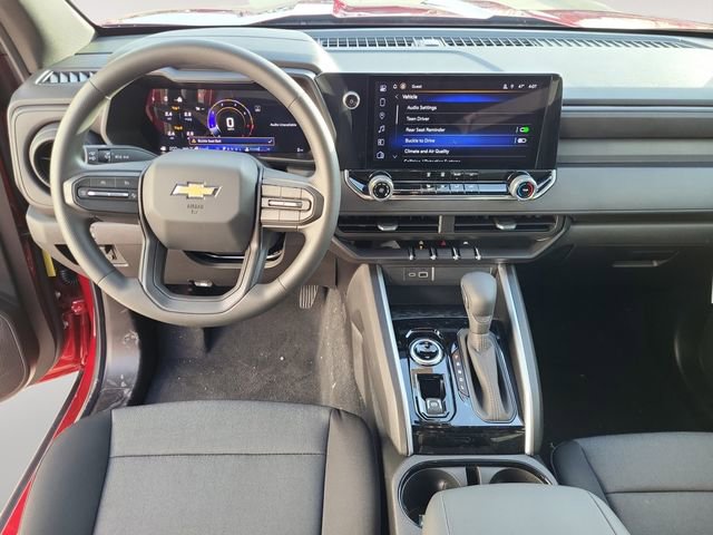 2025 Chevrolet Colorado LT photo 11