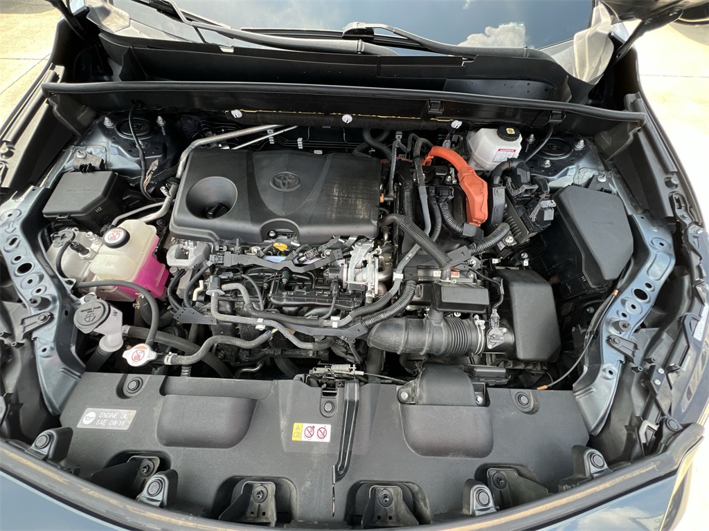 2021 Toyota Venza LE photo 32