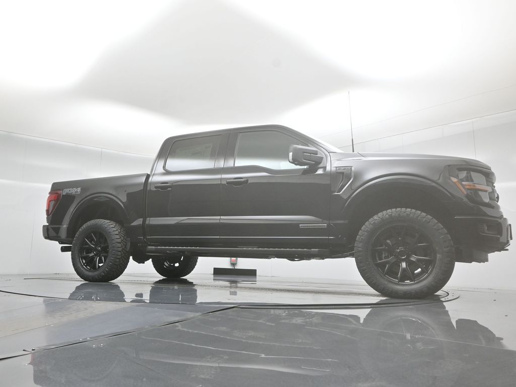 2025 Ford F-150 XLT photo 44